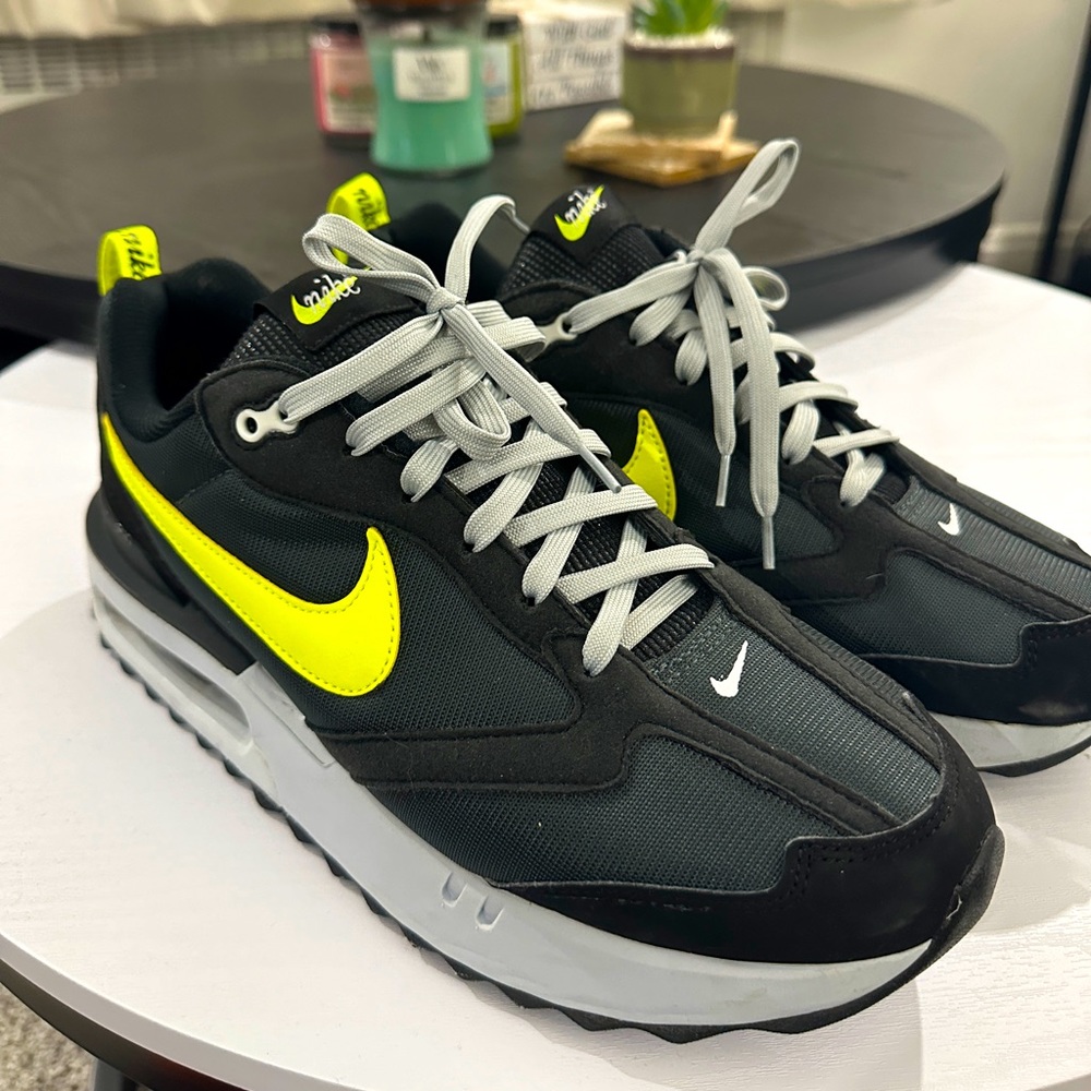 AIRMAX DAWN